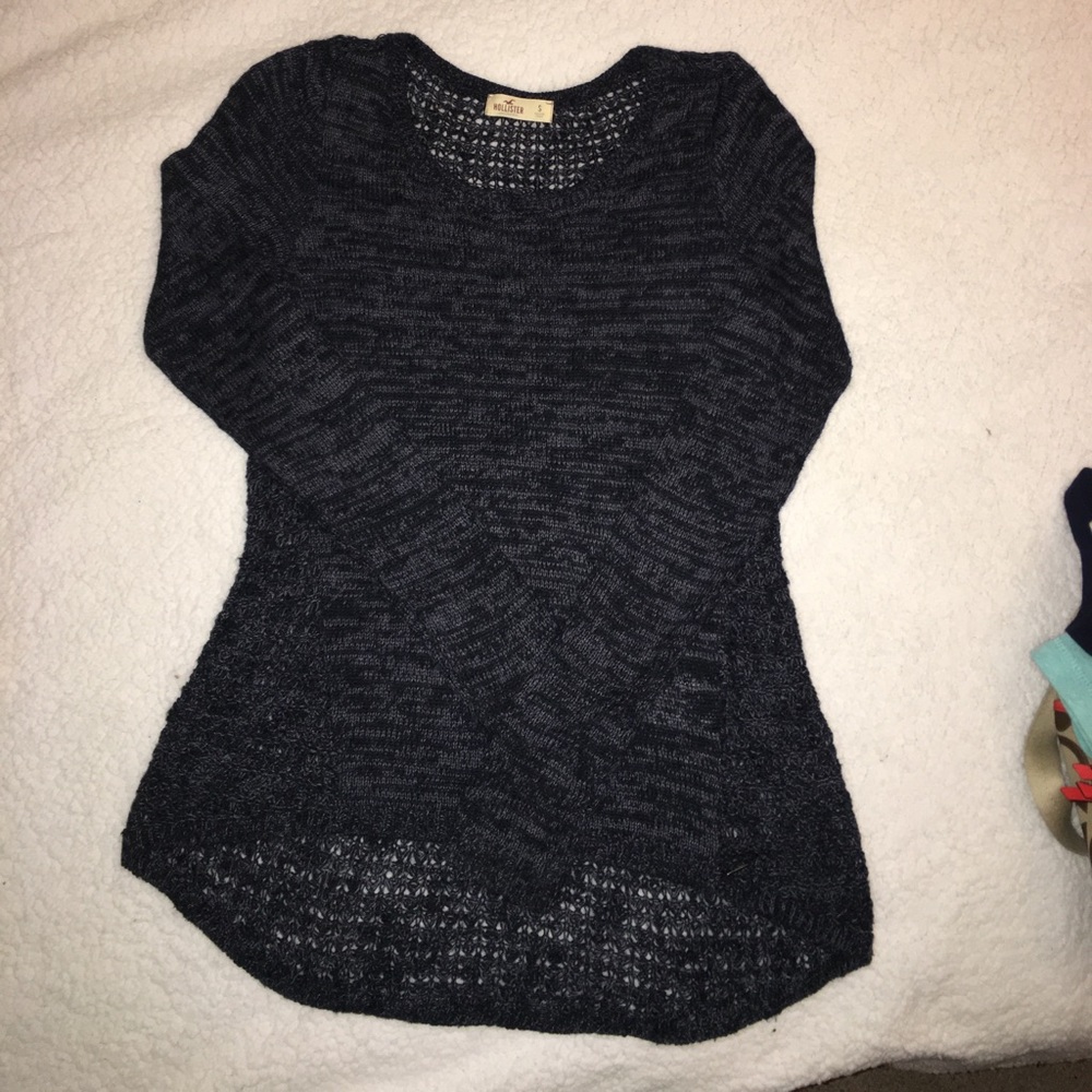 Small hollister crochet sweater