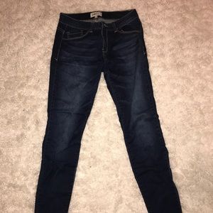 Jolt dark wash skinny jeans size 5