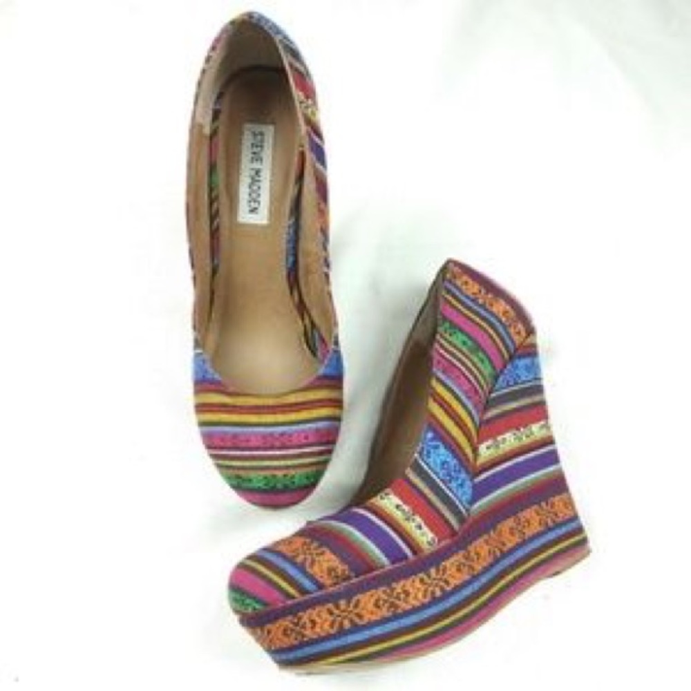 Steve Madden Rainbow Pammyy Wedge