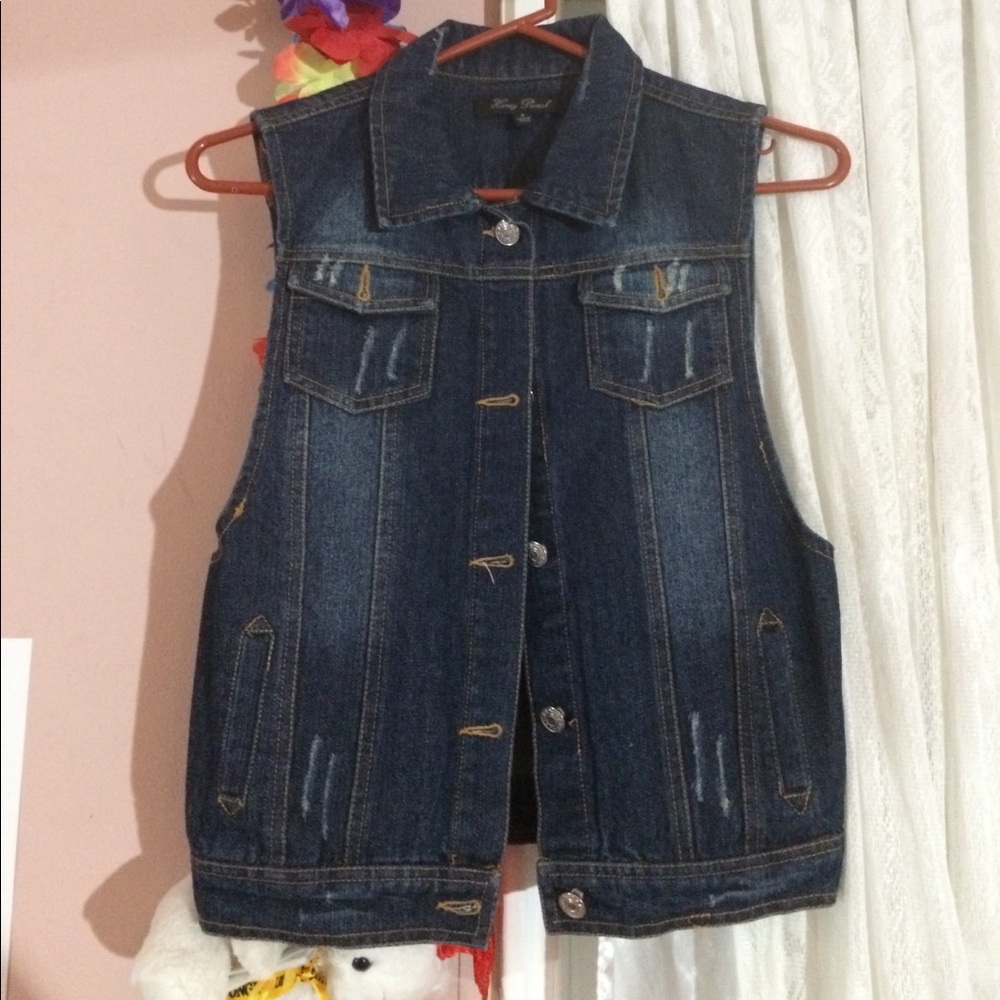 Jean vest! NOT FOREVER 21 JUST FOR EXPOSURE