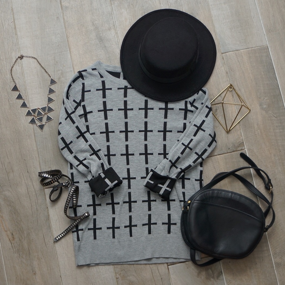 Black/Grey Cross-Sweater perfect for fall!