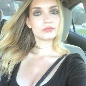 Meet your Posher, Meliha