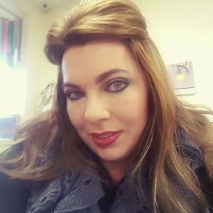 Meet your Posher, Molly