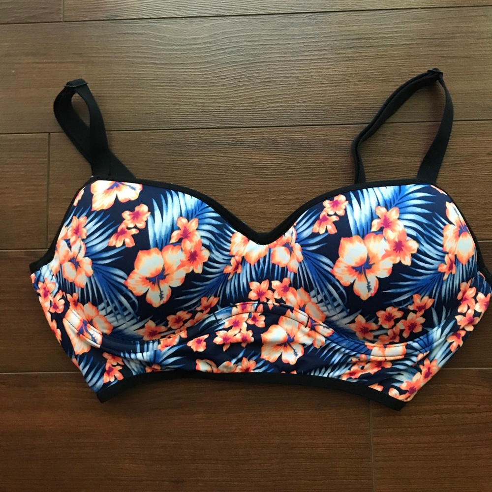 Caged Back Victoria Secret PINK Sports Bra