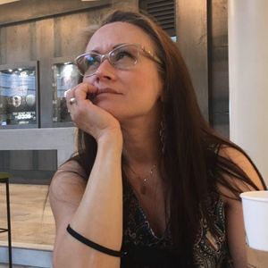 Meet your Posher, Monica