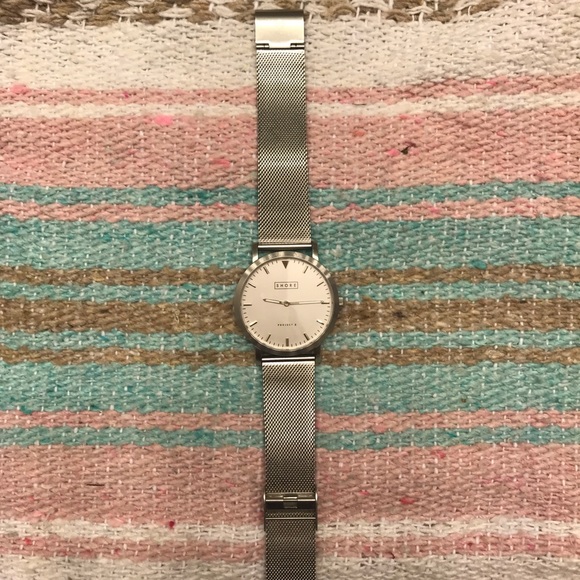 Shore projects watch - Picture 2 of 8