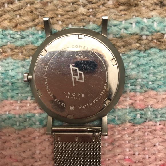 Shore projects watch - Picture 3 of 8