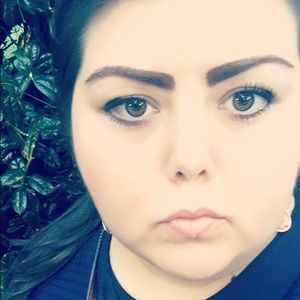 Meet your Posher, Natasha