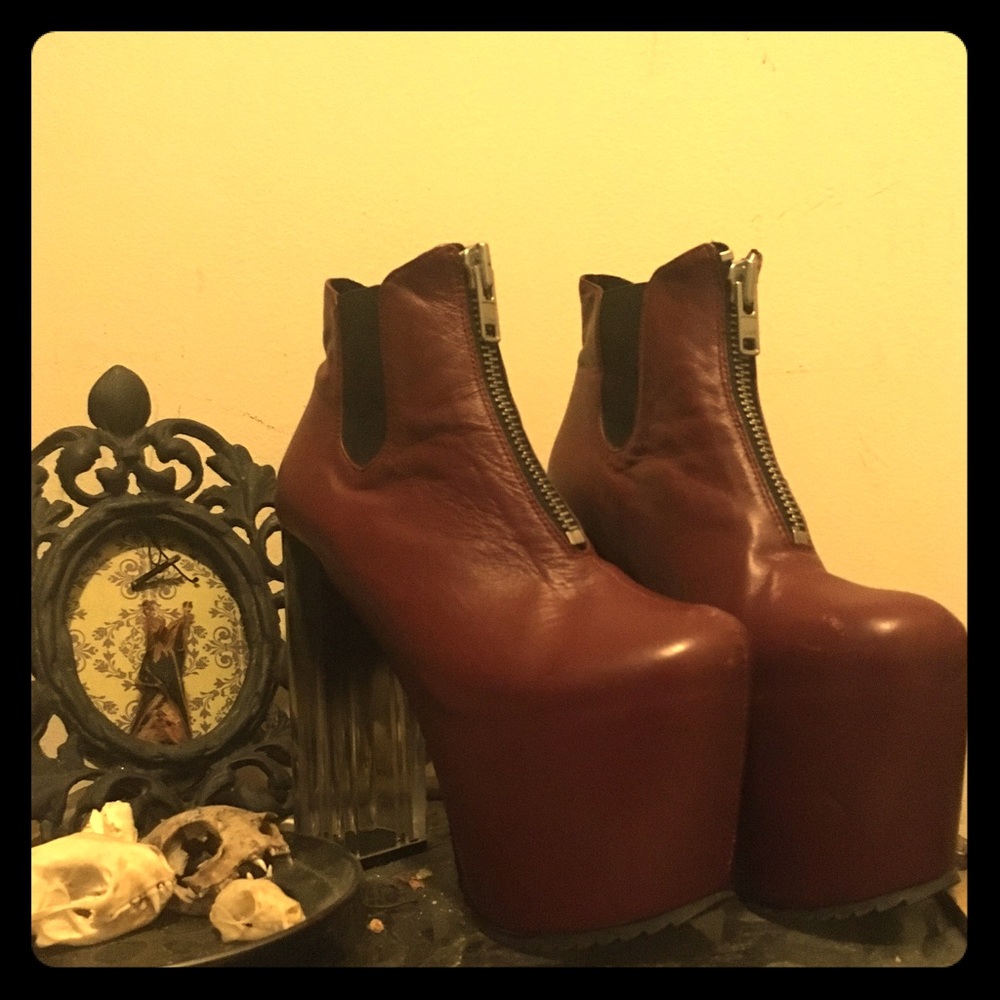 UNIF DAS BOOTS - RED Goth platform