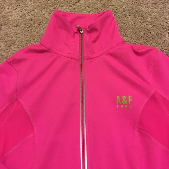🔥SALE!🔥ABERCROMBIE & FITCH work out jacket - Picture 3 of 8
