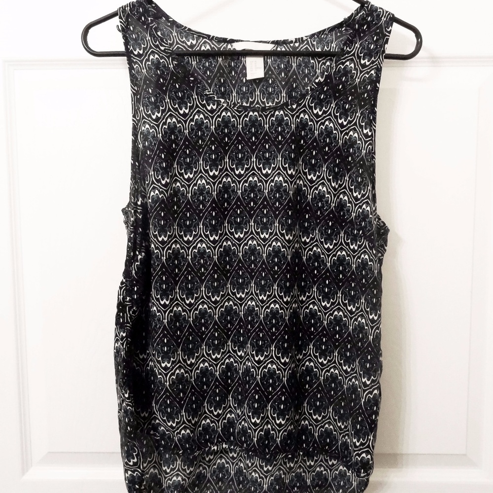 H&M Sleeveless Blouse