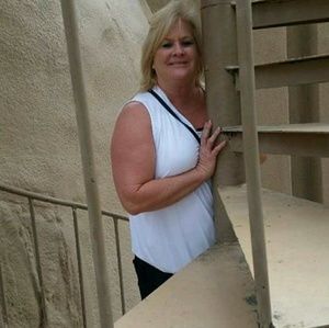 Meet your Posher, Sandra