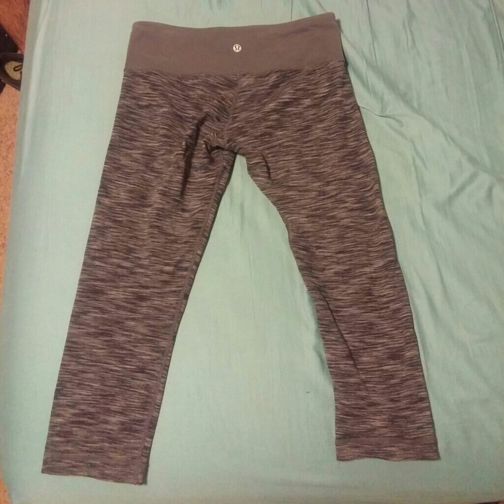 Lululemon Heathered Grey Crops