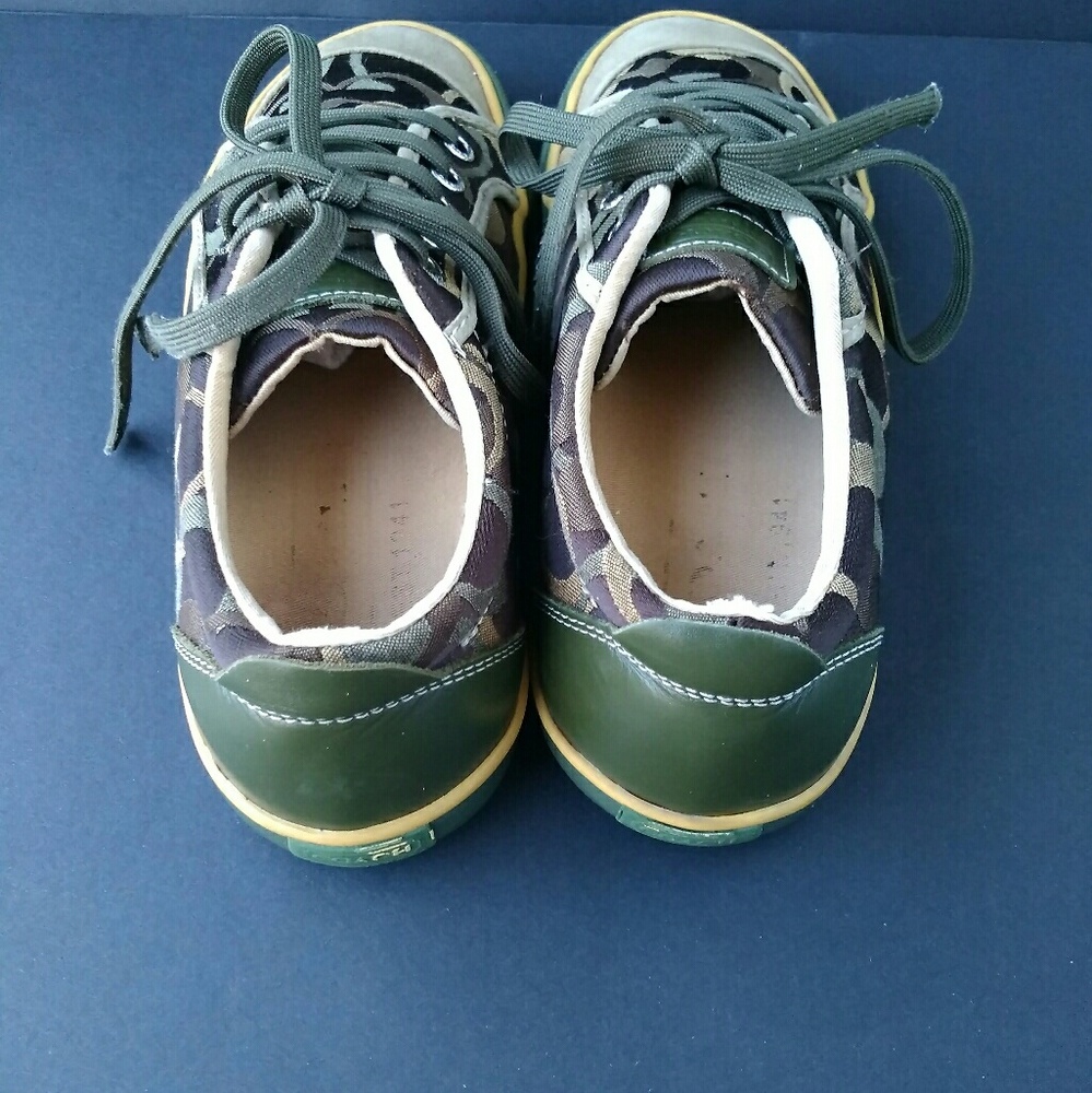 Coach Women's shoe