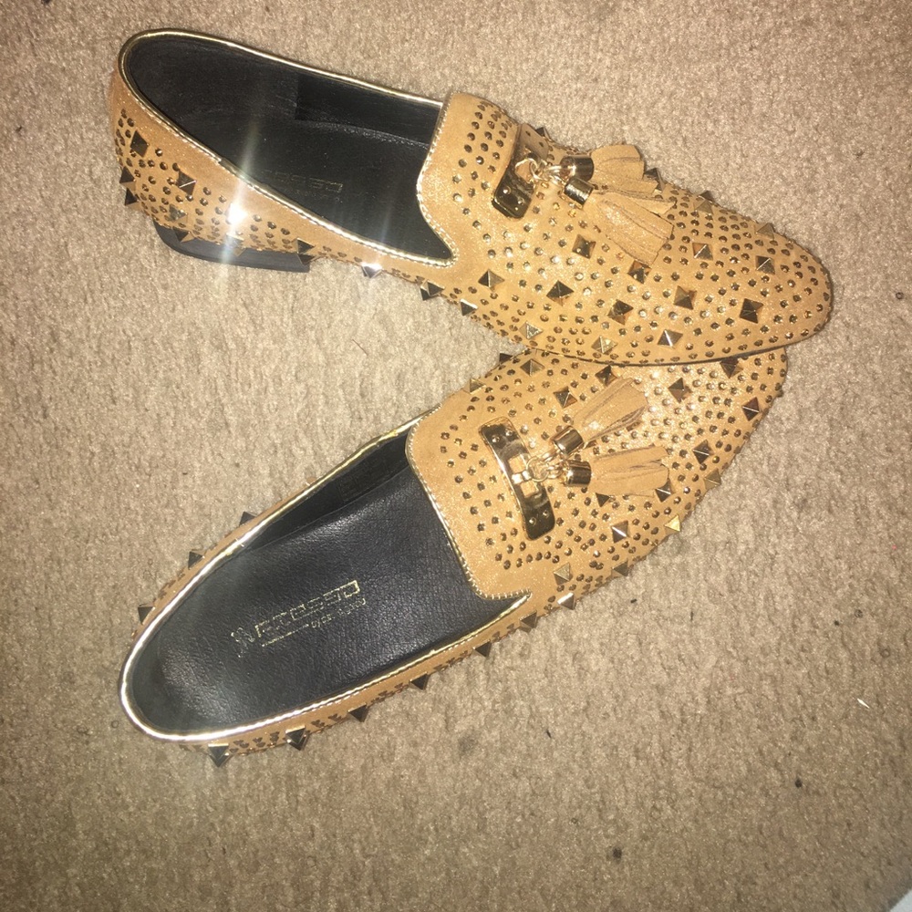 Dress shoes (loafers)