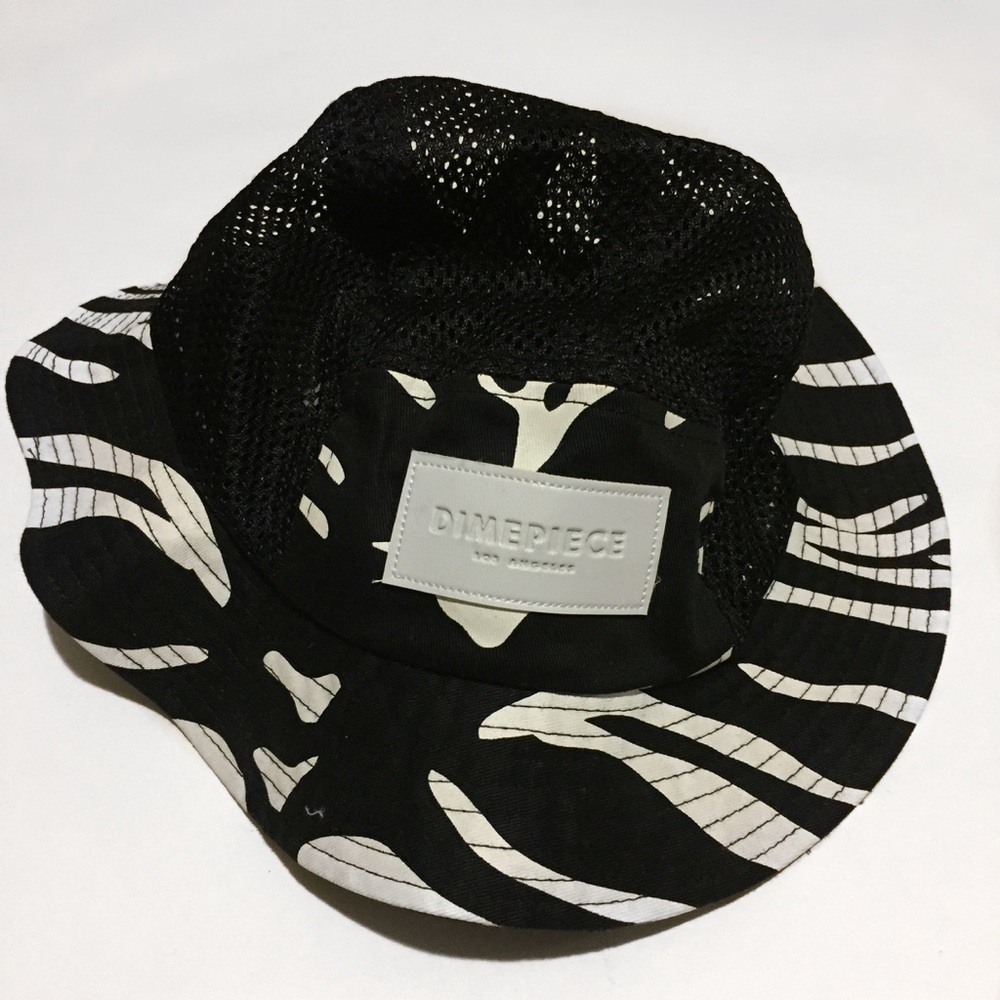 Two-Tone Dimepiece Bucket Hat