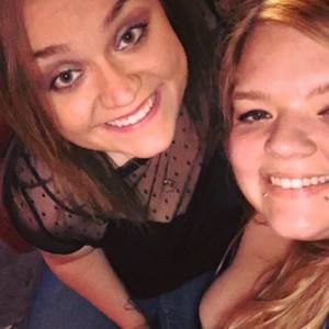 Meet your Posher, Halie
