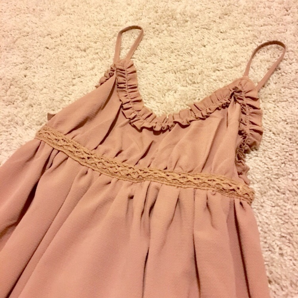 🔥SALE🔥THE BABYDOLL maxi dress - Picture 2 of 3