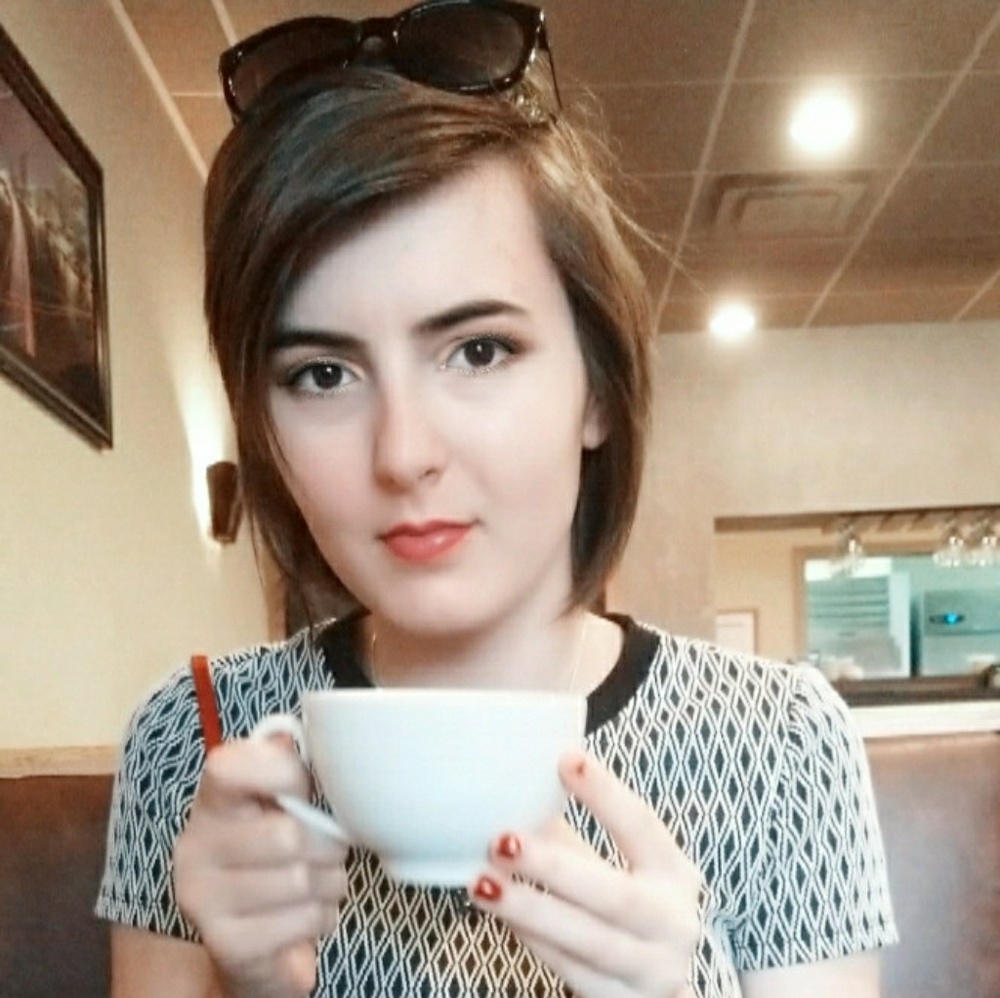 Meet Your Posher, Nicole