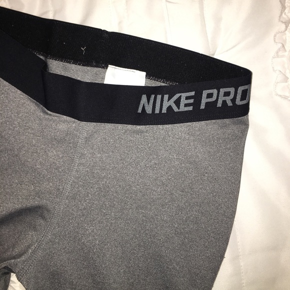 Nike leggings - Picture 2 of 2