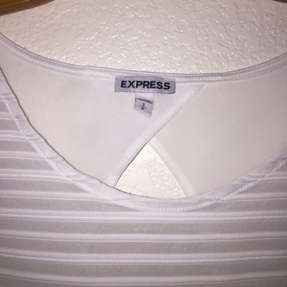 Express - Picture 2 of 5