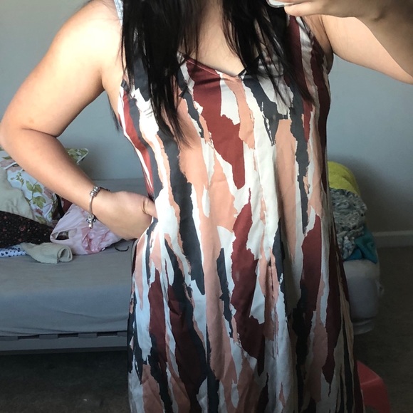 ❤️🌹Nordstrom Satin asymmetrical dress - Picture 6 of 7