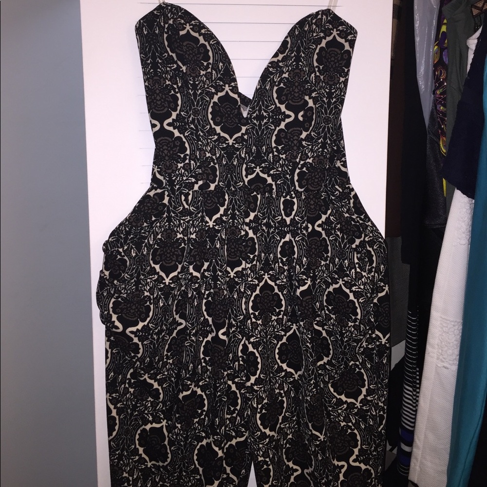 Romper long pants size medium