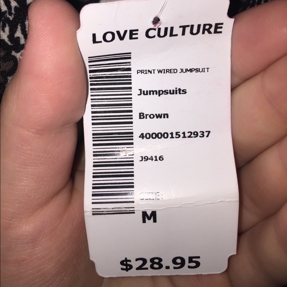 Romper long pants size medium - Picture 5 of 5