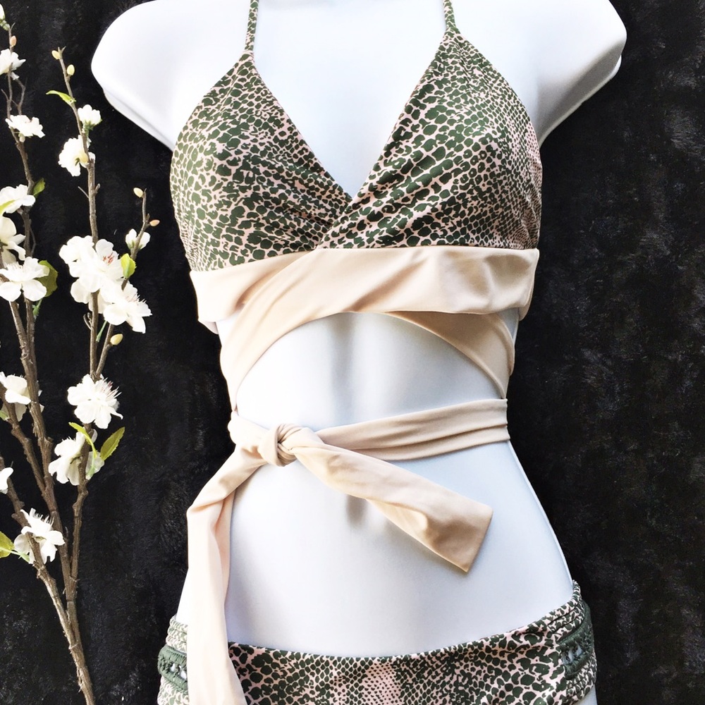 Acacia Tropical Snake 🐍 print