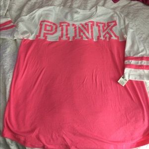 PINK VS size large