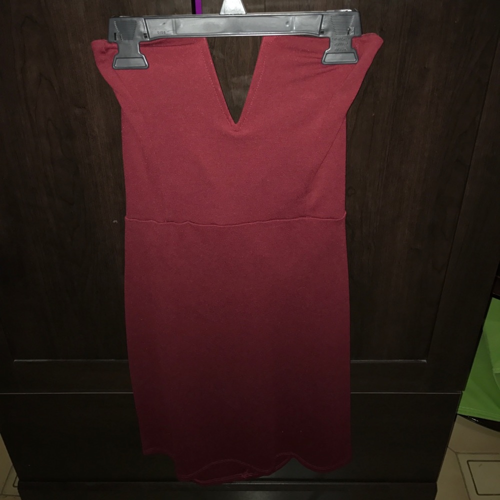 Tight short wine red dress