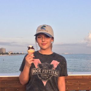 Meet your Posher, Jessica