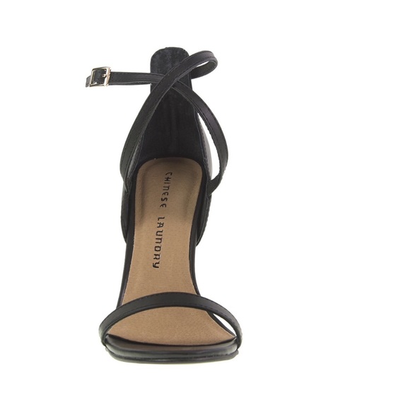 Amazing Lavelle Heels! Black Leather. - Picture 6 of 16