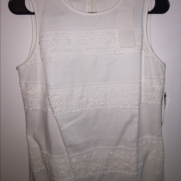 NY&CO size 2 dress GREAT FOR HOLIDAY PICTURES - Picture 2 of 4