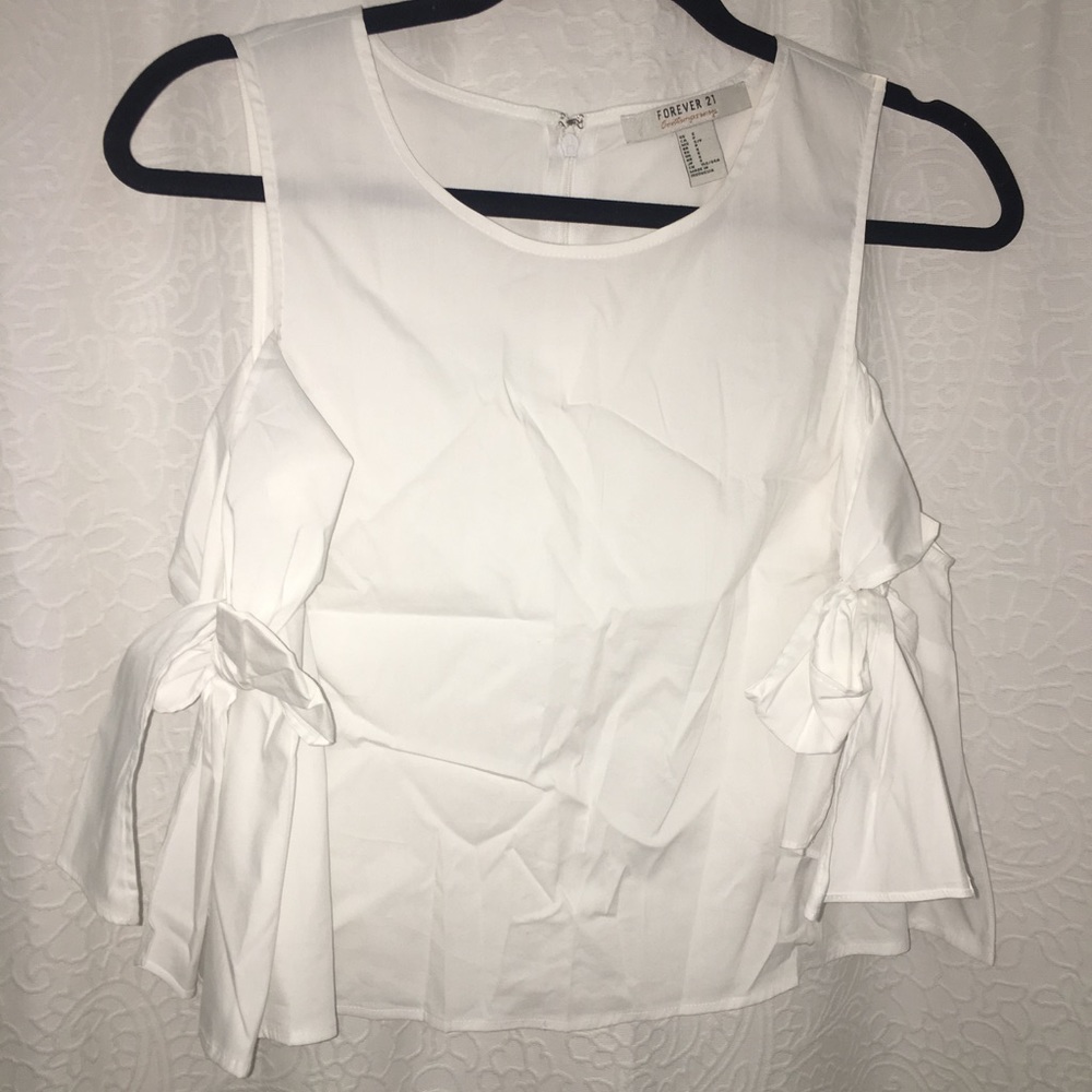 White cold shoulder tie sleeve top