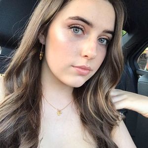 Meet your Posher, Annabelle