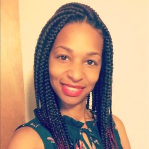 Meet your Posher, Latoyia