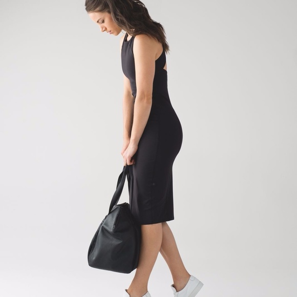 SOLD!!! Lululemon Picnic Play Dress - Picture 5 of 8