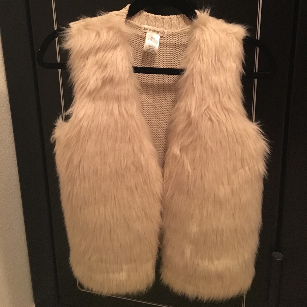 Faux fur vest