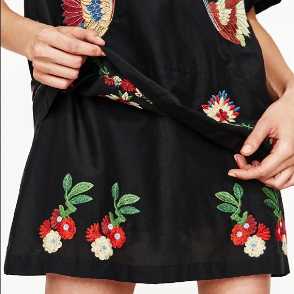 Zara embroidered short dress - Picture 4 of 5