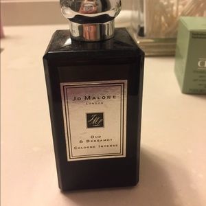 Jo Malone OUD & BERGAMOT perfume