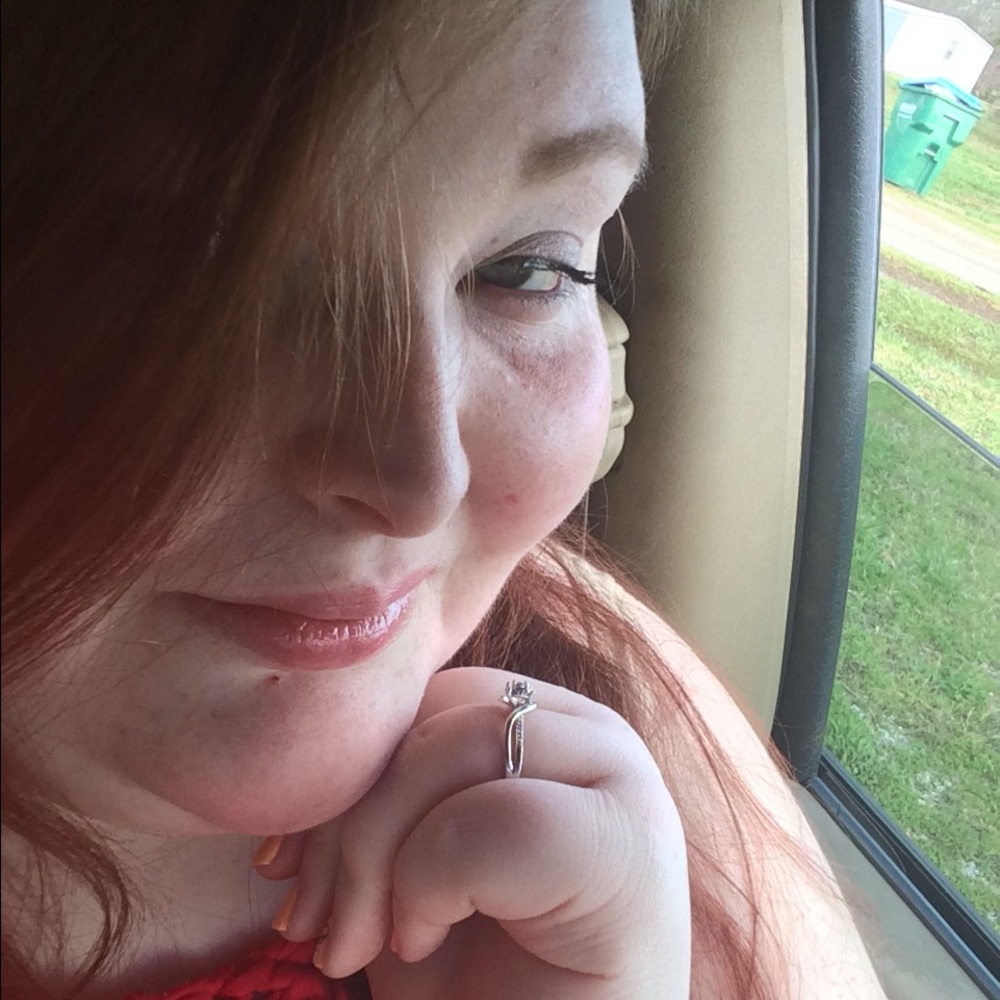 Meet your Posher, Malinda