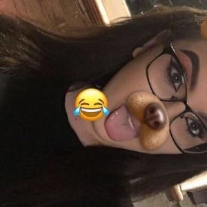 Meet your Posher, Alexia