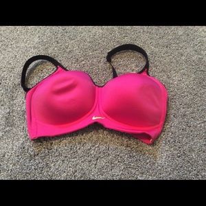 Nike sports bra 36dd