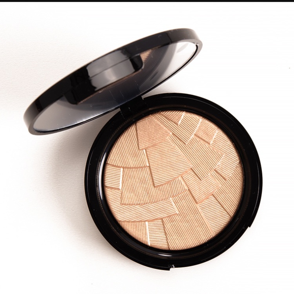 Anastasia Beverly Hills Highlighter