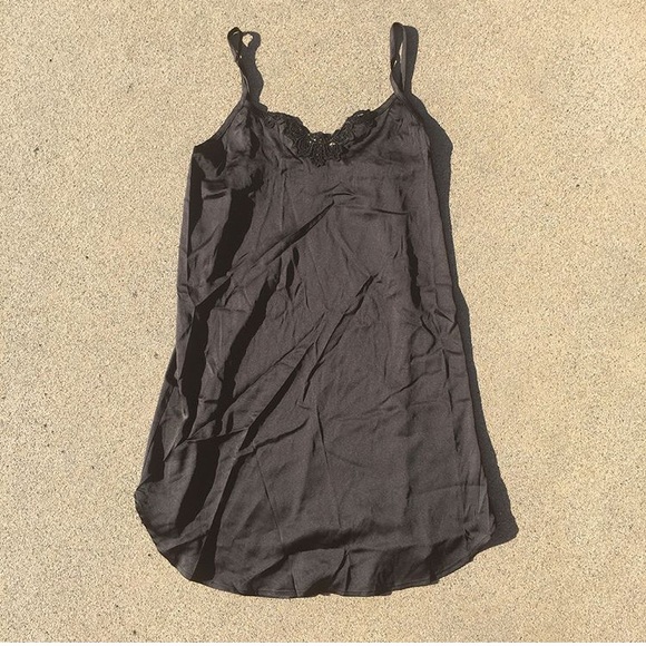 NWOT Silky Lace Inset Black Dress - Picture 5 of 6