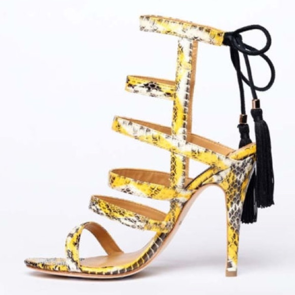 Alejandra G Dijon Heels