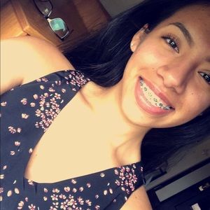 Meet your Posher, Perla