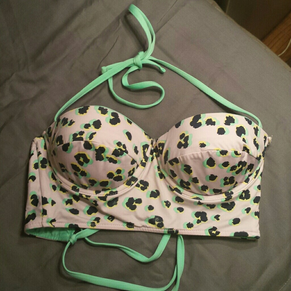Mint Lilac Reversible Cheetah Print Swim Top NWOT