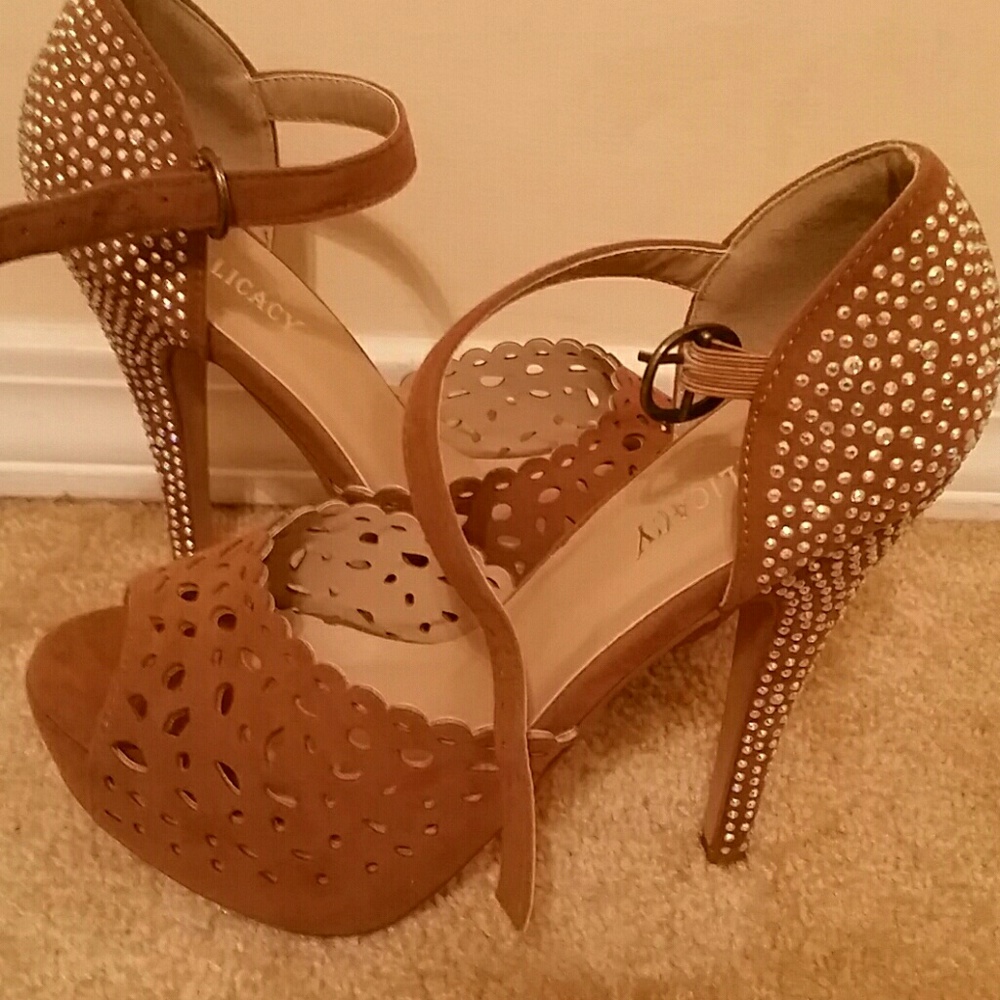 Sexy Brown 5" Heels by DELICACY